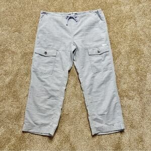 Tommy Hilfiger Y2K Seersucker Cargo Blue White Striped Capris Size 8